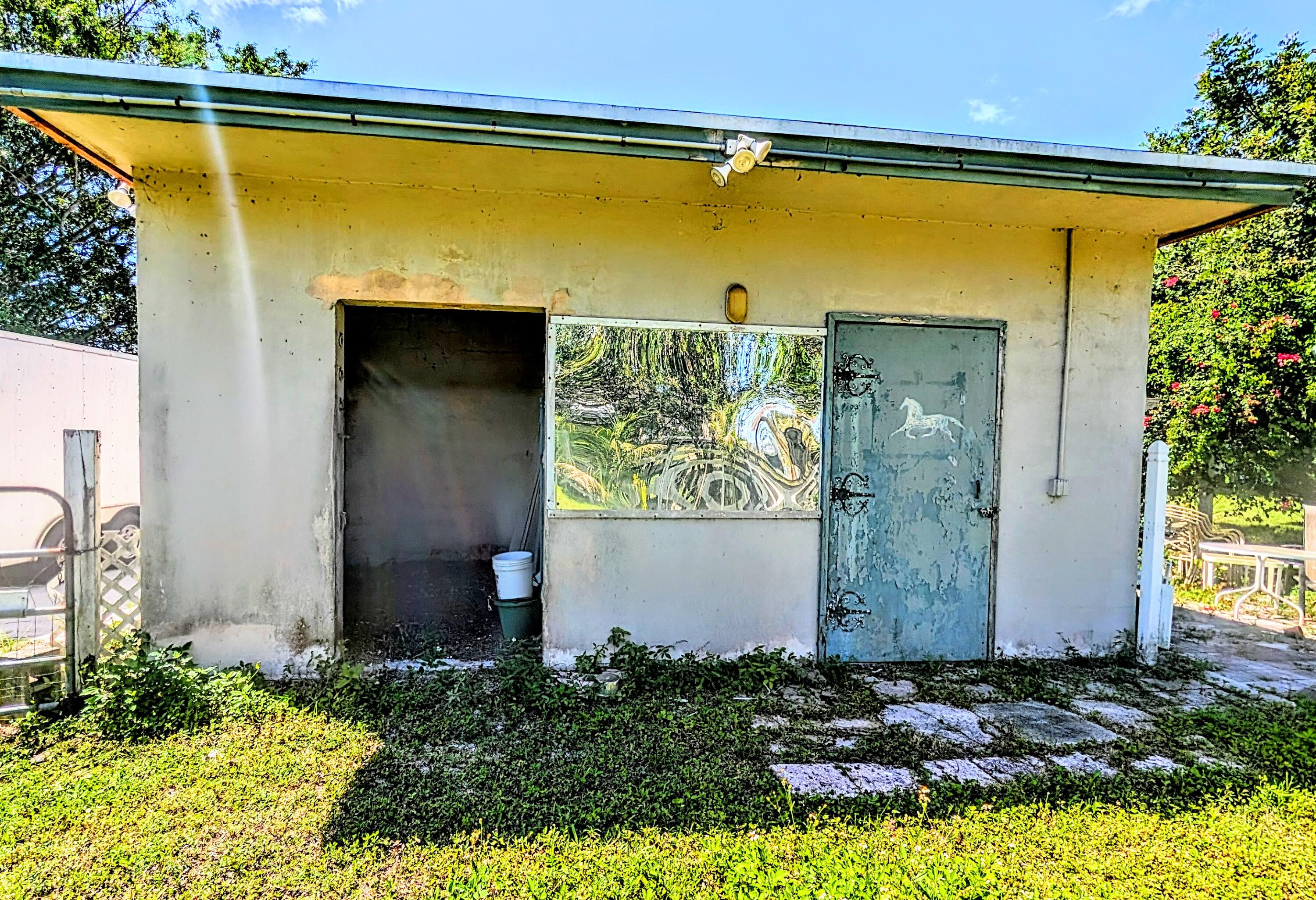 17681 93rd Road North Loxahatchee, FL 33470 - Photo 11 of 31 1.11