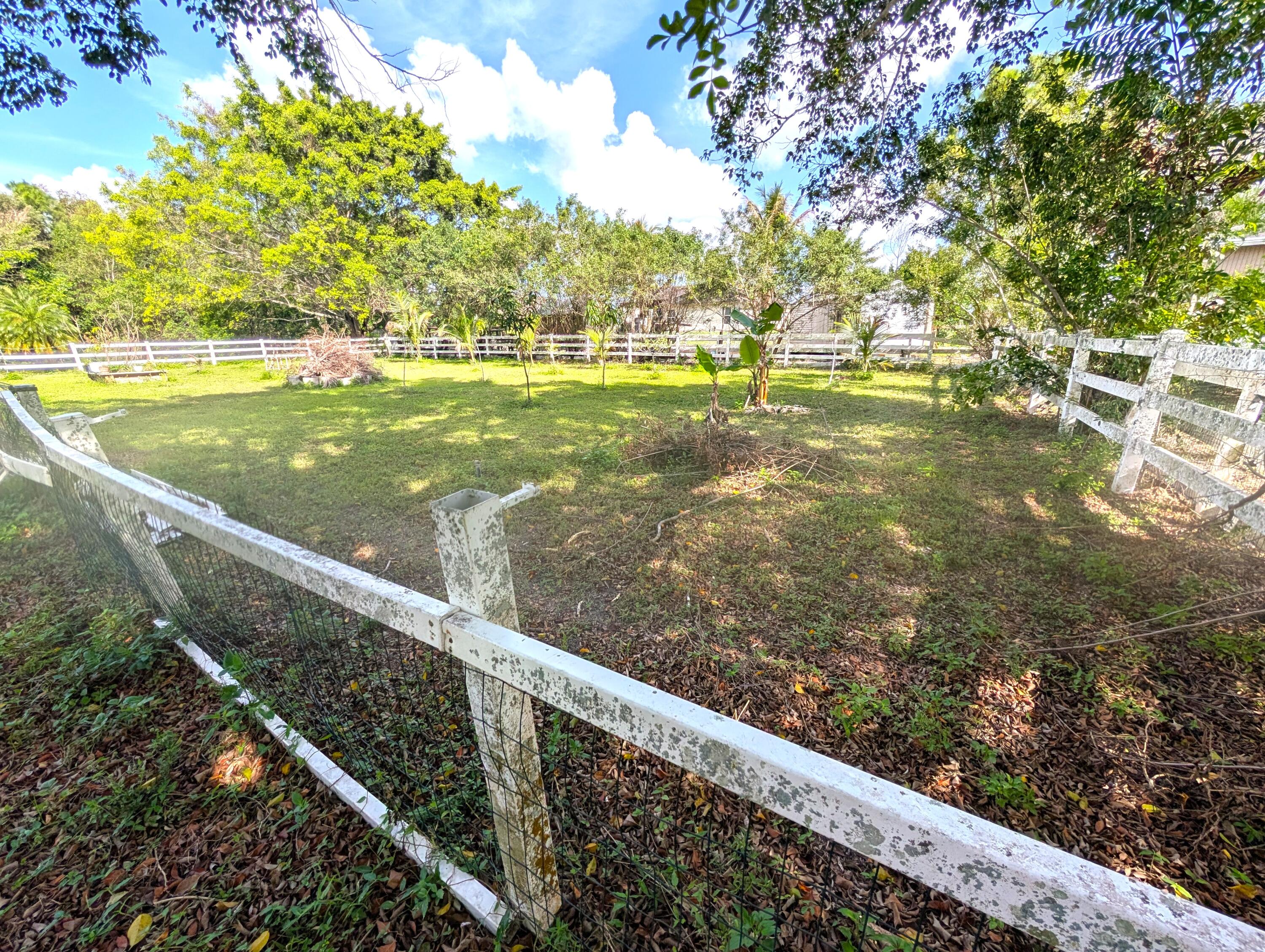 17681 93rd Road North Loxahatchee, FL 33470 - Photo 8 of 31 1.08