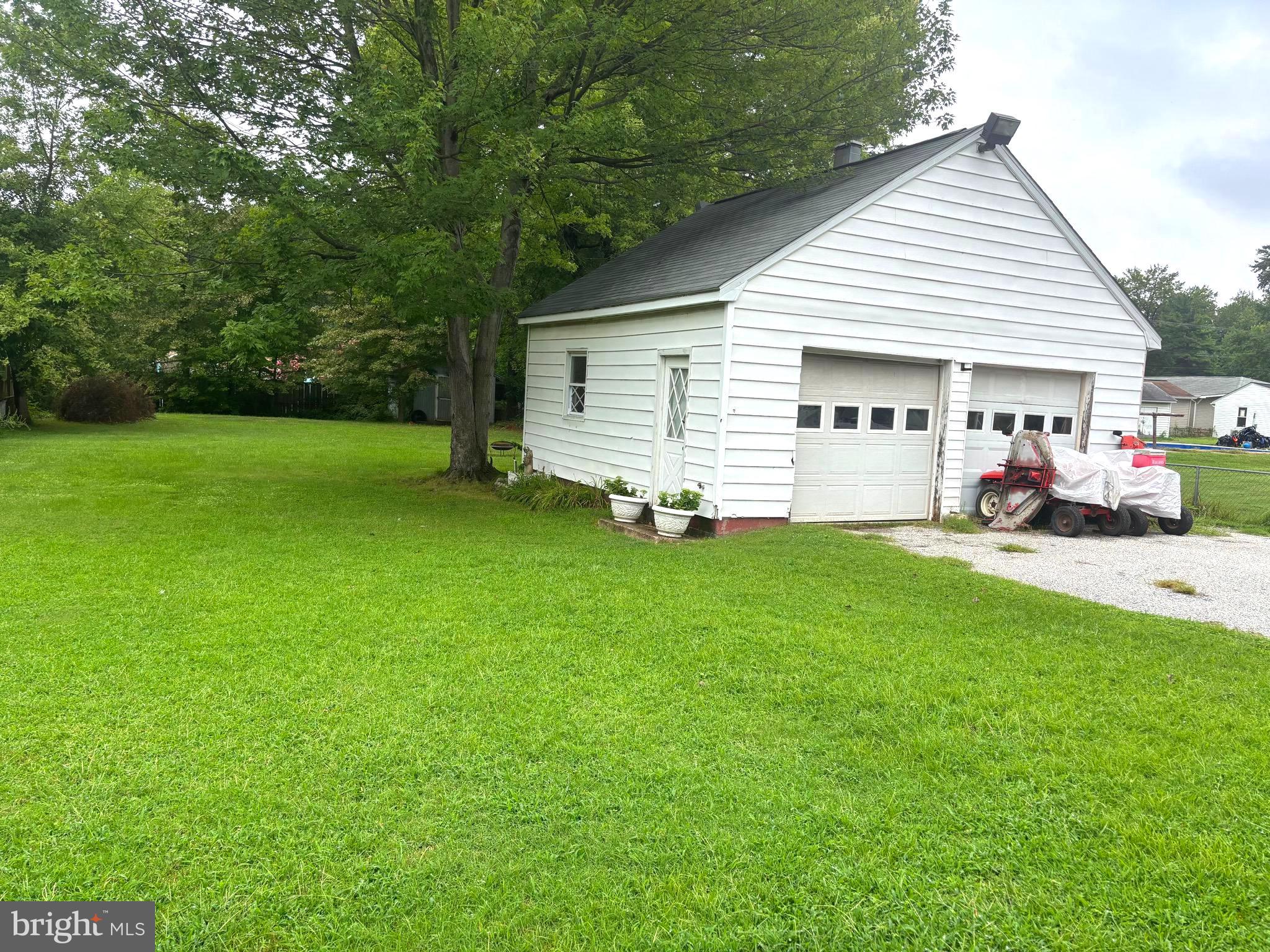 2116 Turkey Point Road Baltimore, MD 21221 - Photo 18 of 23 Gallery Image 18