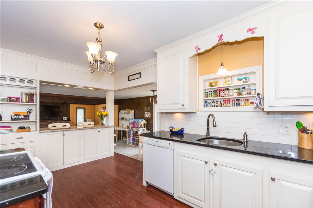 26 Haverford Road Warwick, RI 02886 - Photo 11 of 32 Gallery Image 11