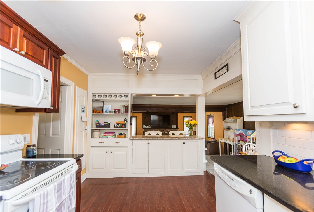 26 Haverford Road Warwick, RI 02886 - Photo 10 of 32 Gallery Image 10