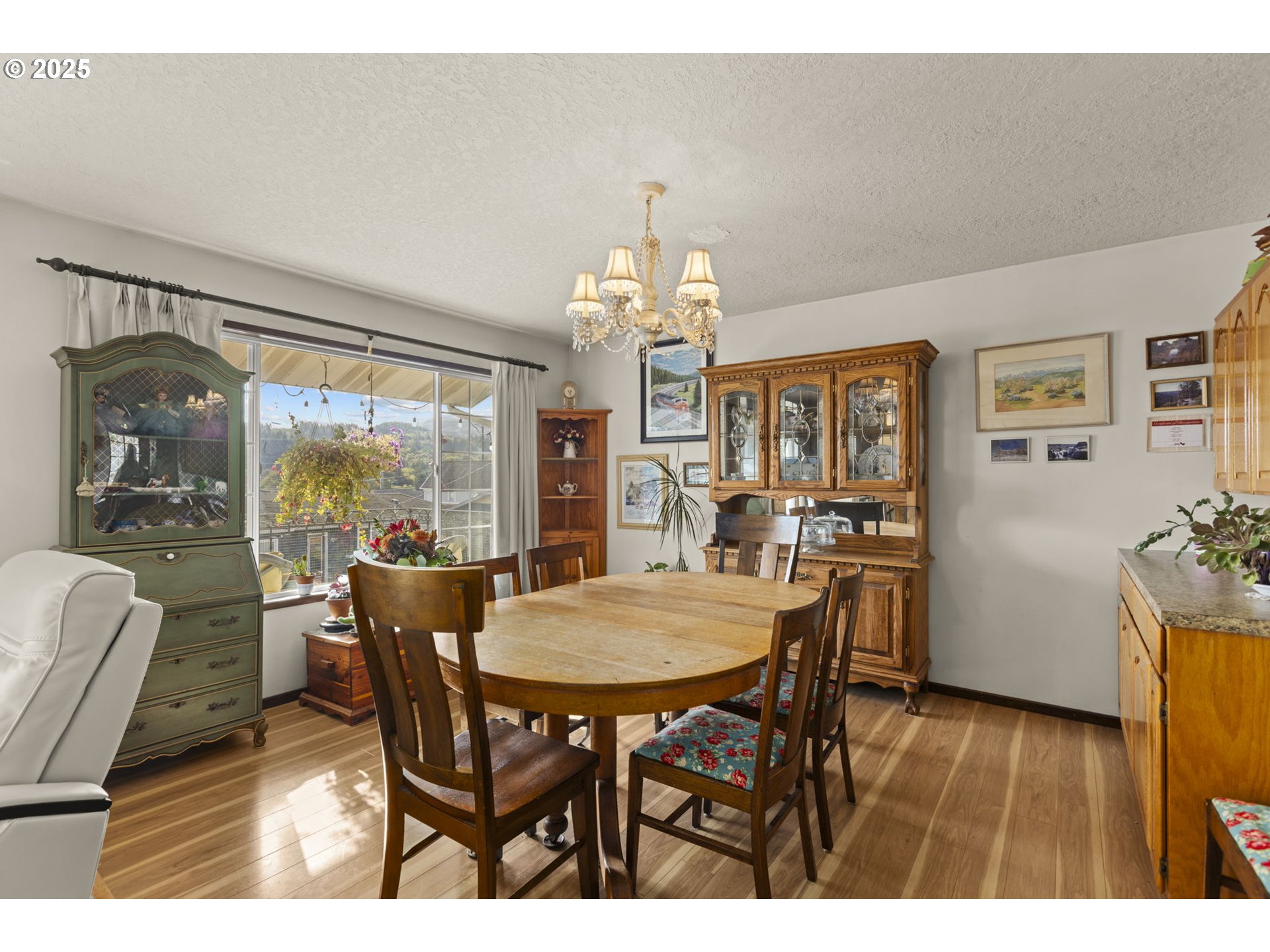 505 Southwest Tichenor Street Clatskanie, OR 97016 - Photo 12 of 39 Dining Area