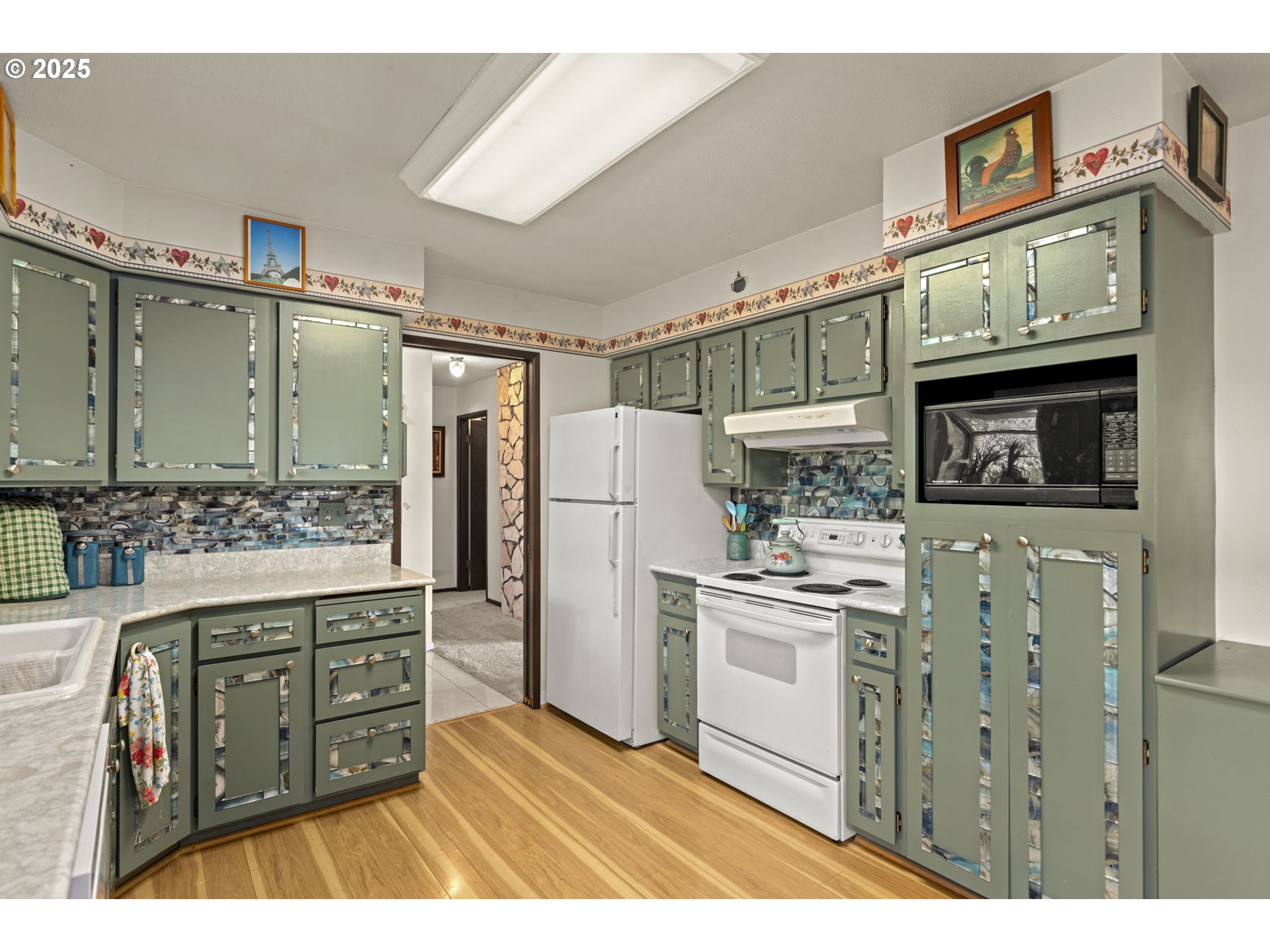 505 Southwest Tichenor Street Clatskanie, OR 97016 - Photo 16 of 39 Kitchen