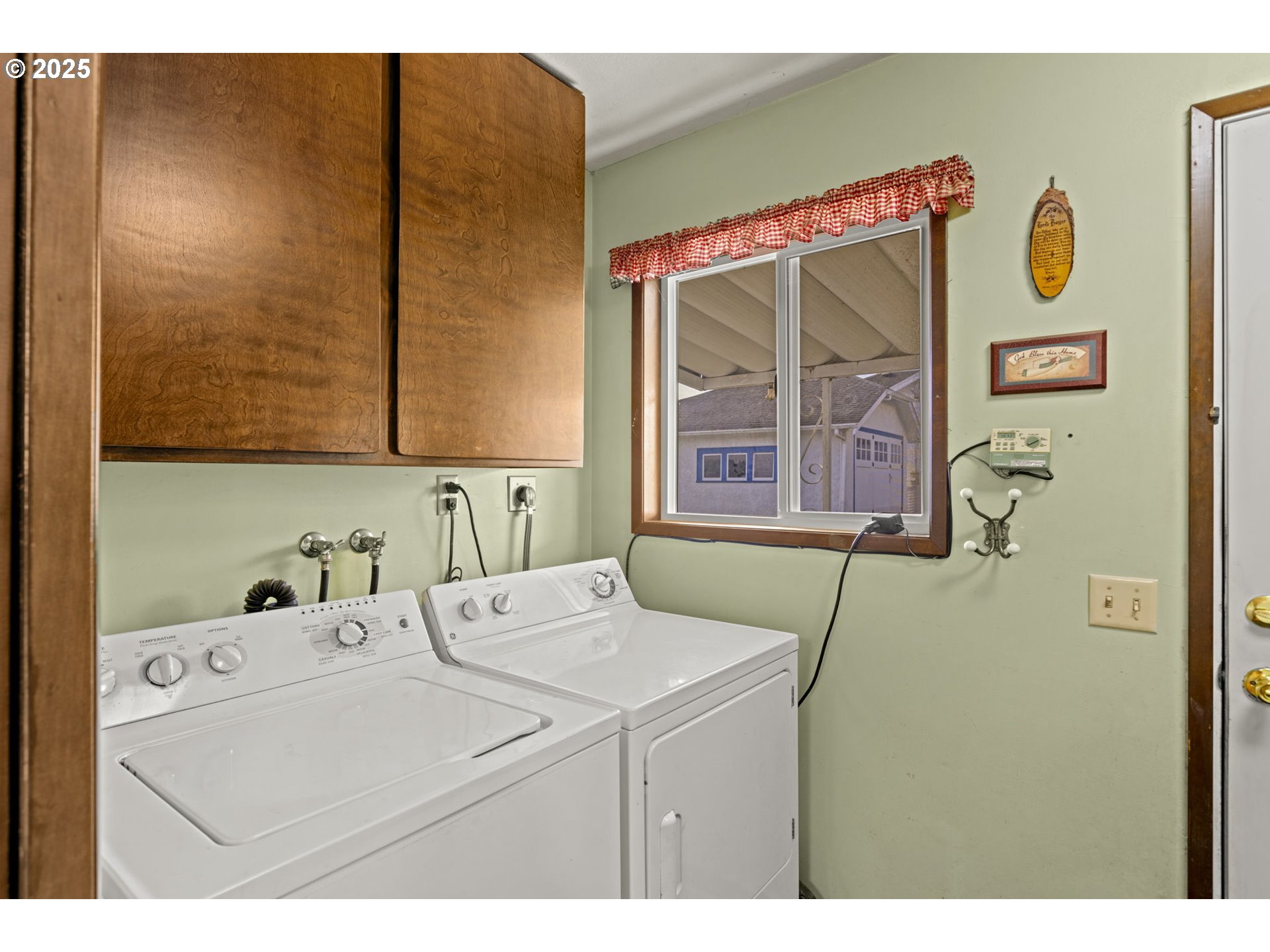 505 Southwest Tichenor Street Clatskanie, OR 97016 - Photo 34 of 39