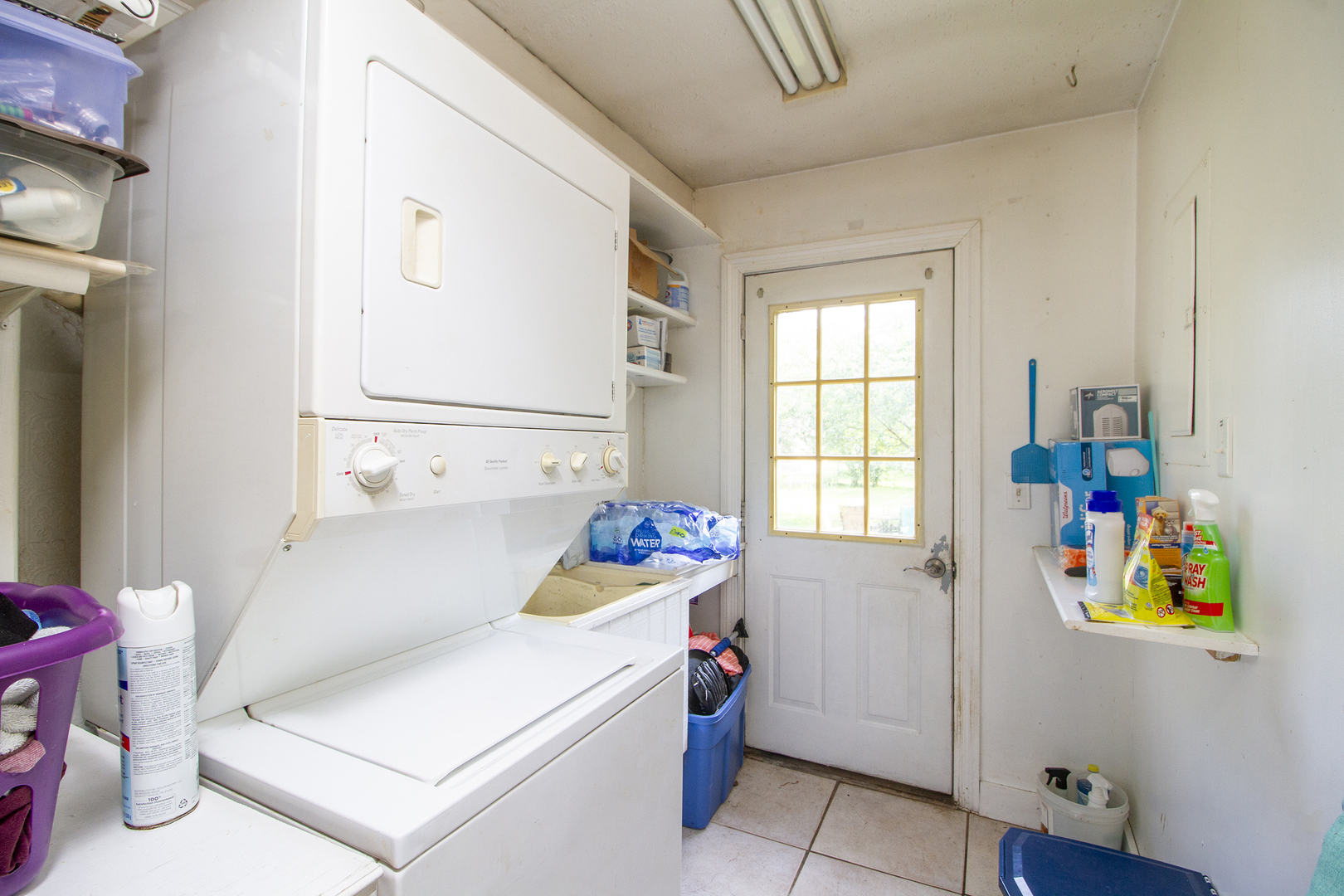 1354 Circle Drive Kankakee, IL 60901 - Photo 9 of 14 a utility room with dryer and washer