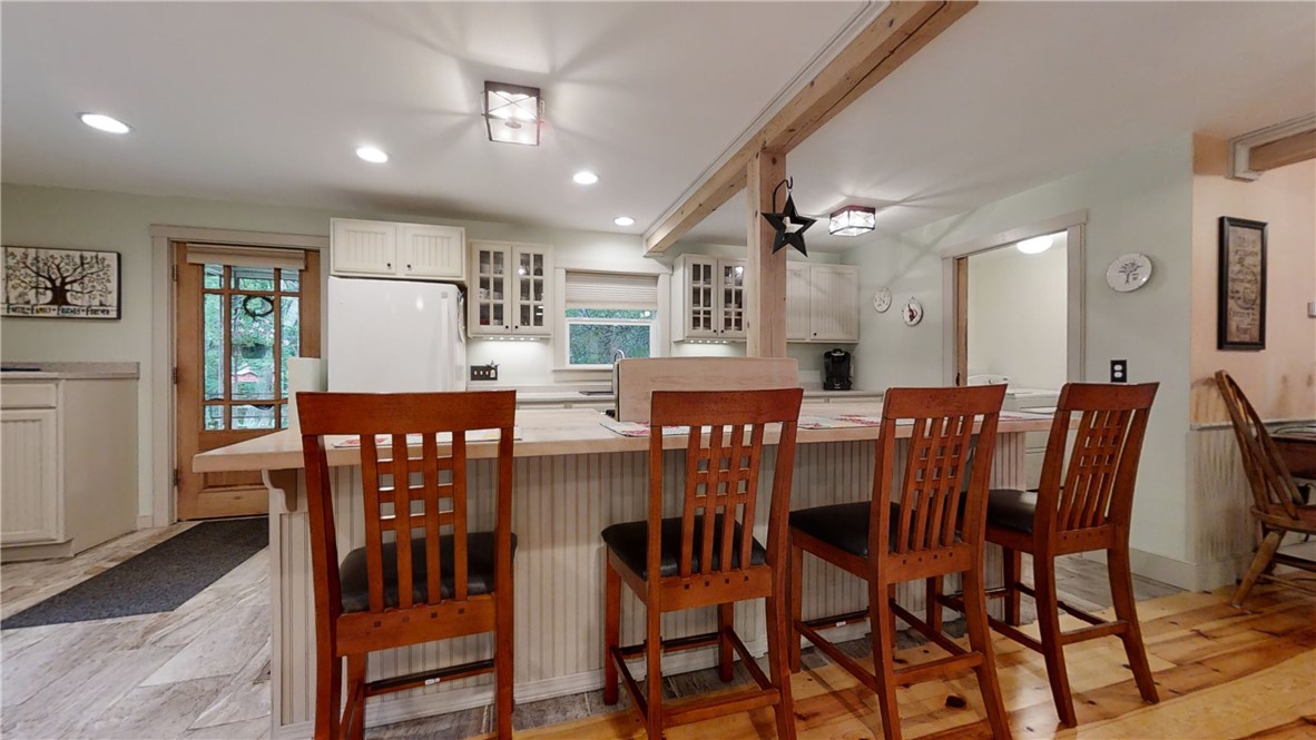 123 Dye Hill Road Hopkinton, RI 02832 - Photo 14 of 40 Kitchen