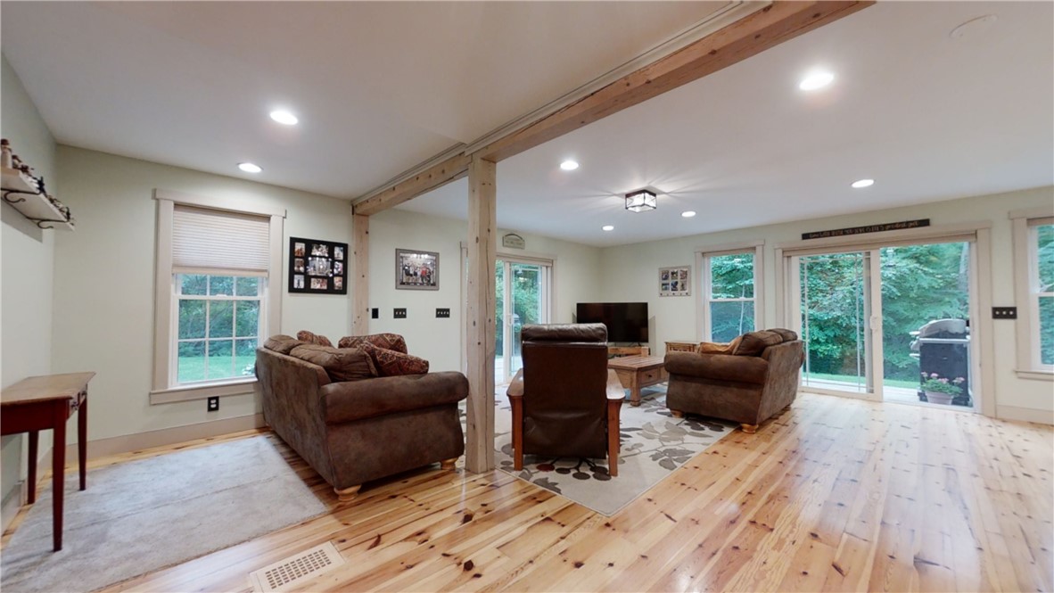 123 Dye Hill Road Hopkinton, RI 02832 - Photo 18 of 40 living room