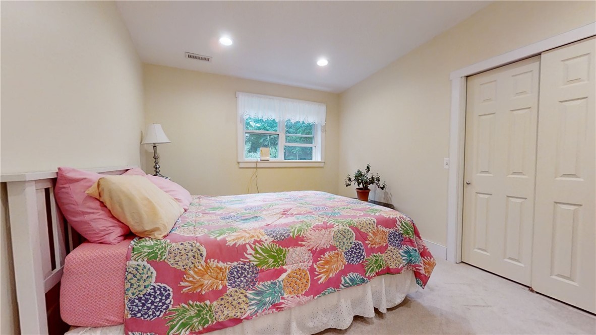 123 Dye Hill Road Hopkinton, RI 02832 - Photo 25 of 40 Bedroom