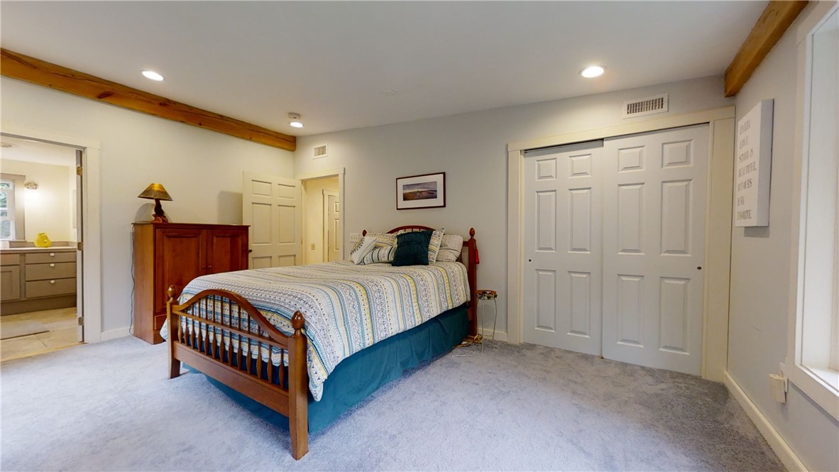 123 Dye Hill Road Hopkinton, RI 02832 - Photo 30 of 40 Master bedroom