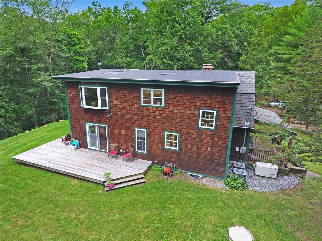 123 Dye Hill Road Hopkinton, RI 02832 - Photo 4 of 40