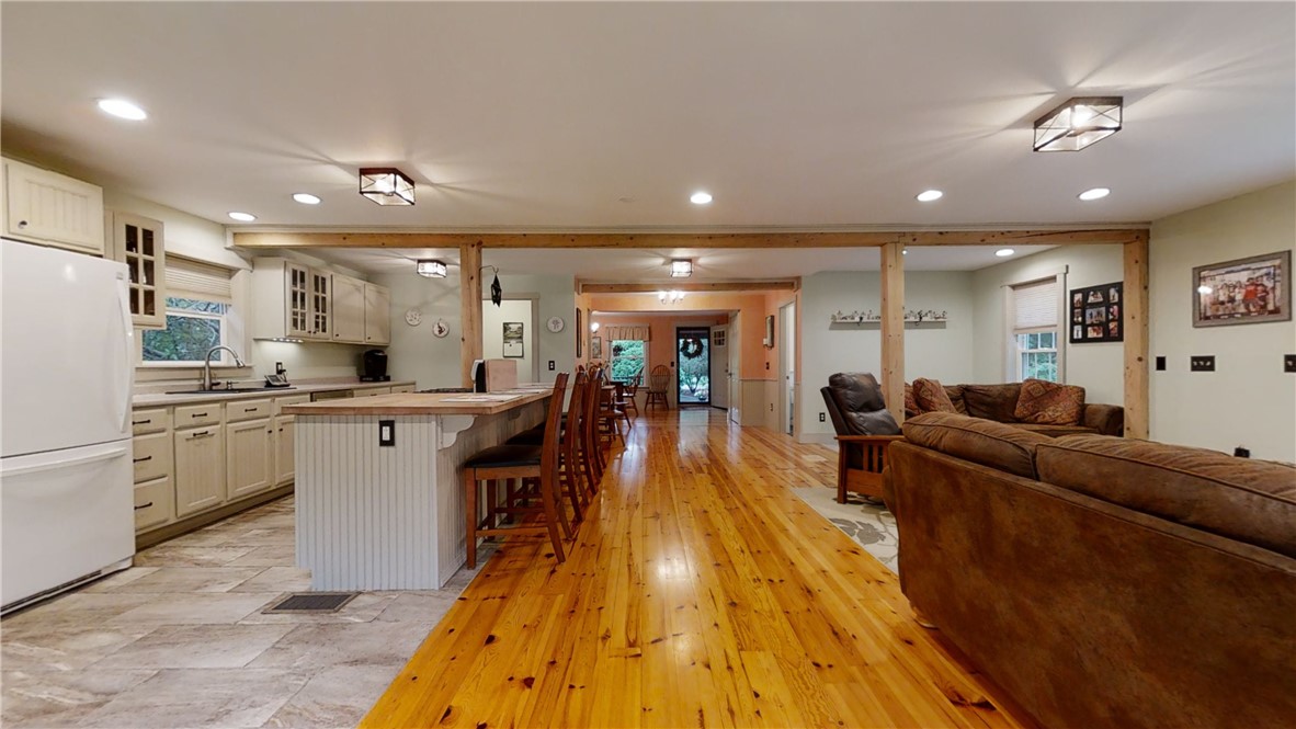 123 Dye Hill Road Hopkinton, RI 02832 - Photo 6 of 40 Open 1st floor