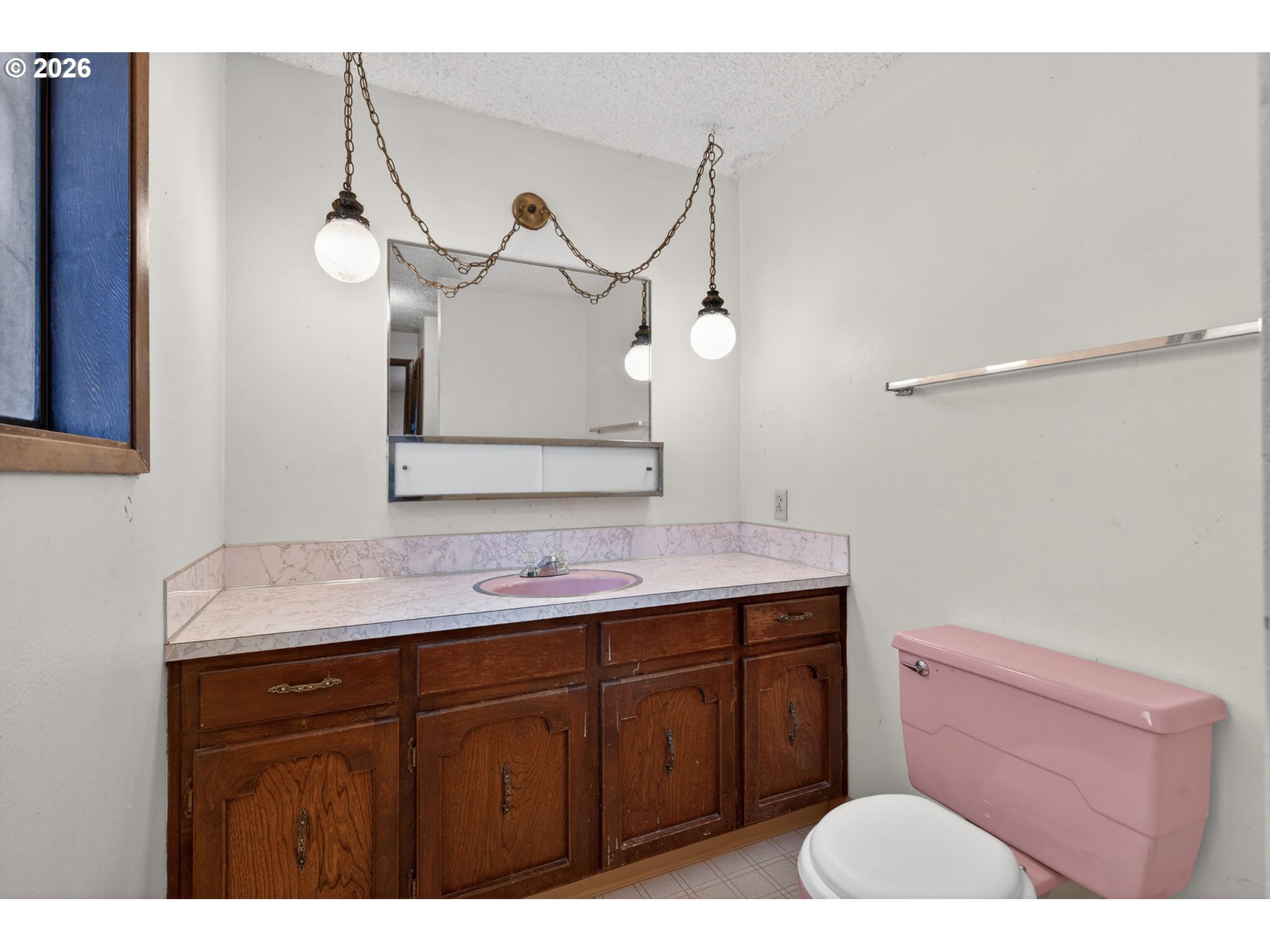 25820 South Linda Road Canby, OR 97013 - Photo 27 of 47 Bathroom, Attached