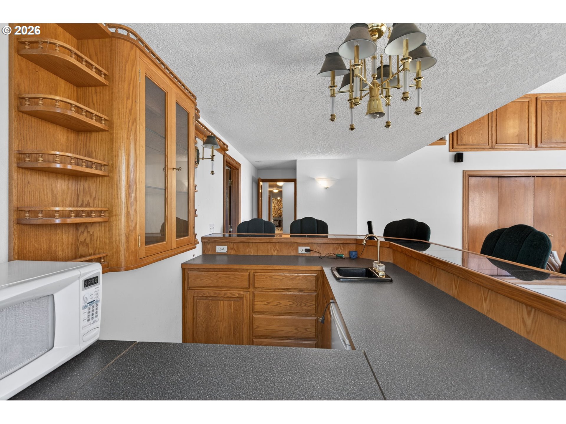 25820 South Linda Road Canby, OR 97013 - Photo 35 of 47 Wet Bar