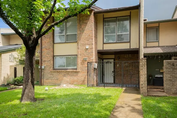 $2,050 | 2005 Town Court, Garland, TX 75041
