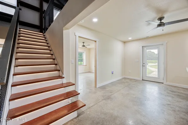 $736,500 | 281 Shipyard Road, Hertford, NC 27944