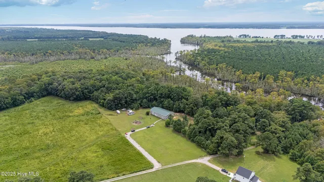$736,500 | 281 Shipyard Road, Hertford, NC 27944