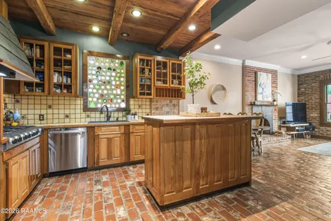 $515,000 | 12 Bayside Drive, Lafayette, LA 70508