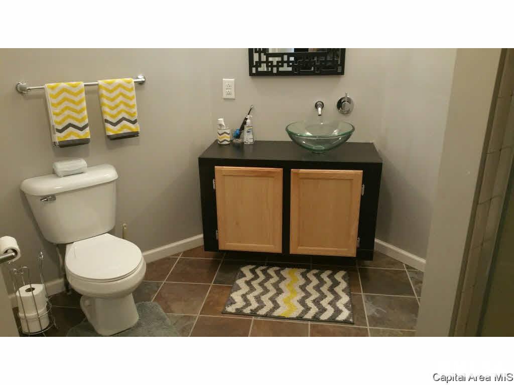 1820 South Spring Street Springfield, IL 62704 - Photo 6 of 30