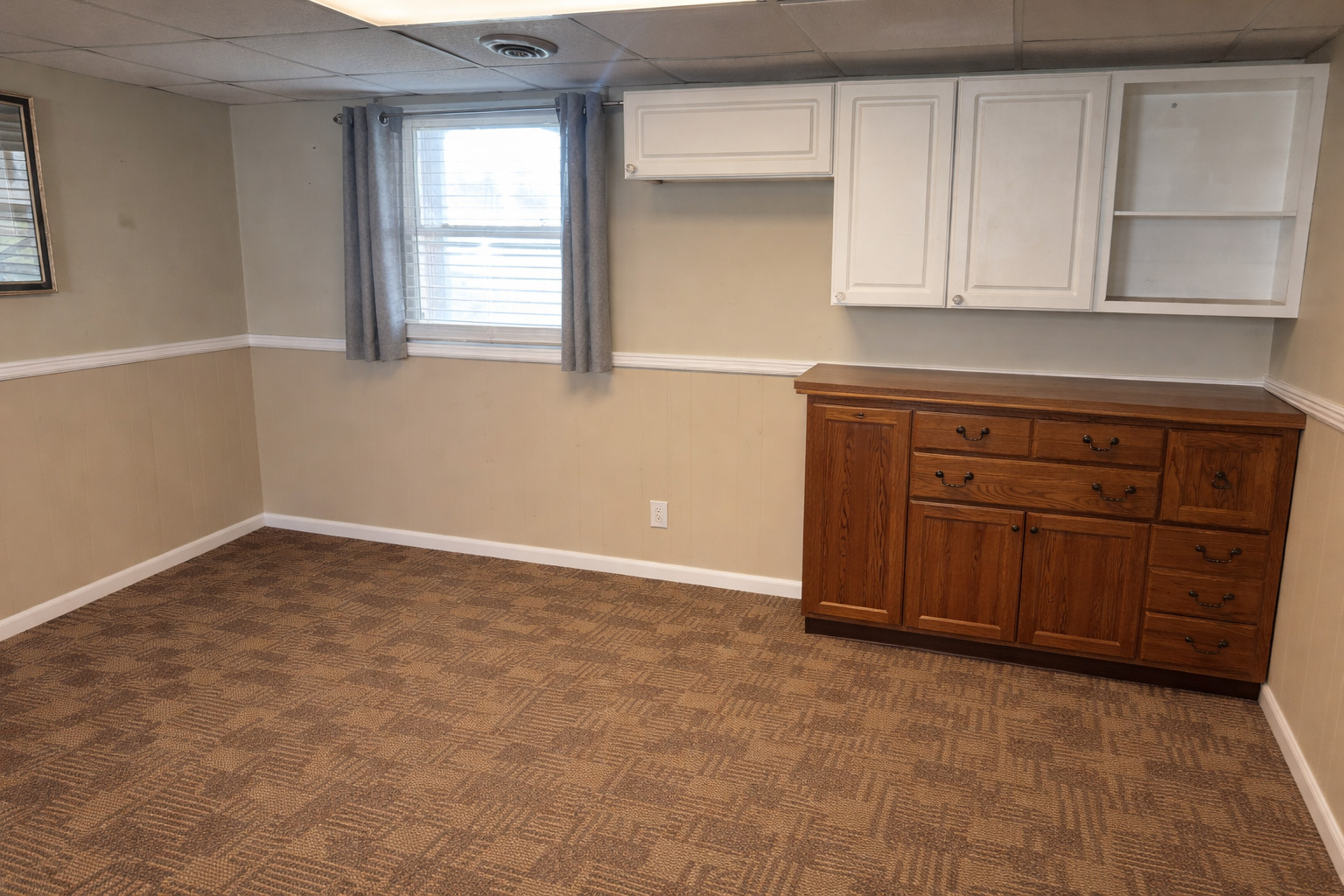 101 1/2 East North Street Danforth, IL 60930 - Photo 5 of 14 a view of a kitchen with granite countertop cabinets and a stove top oven