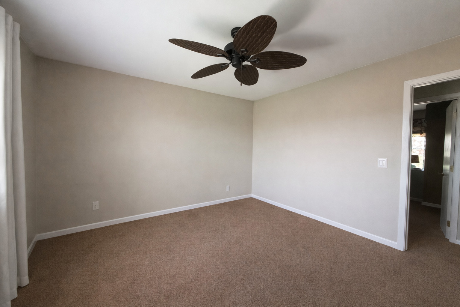 101 1/2 East North Street Danforth, IL 60930 - Photo 7 of 14 an empty room