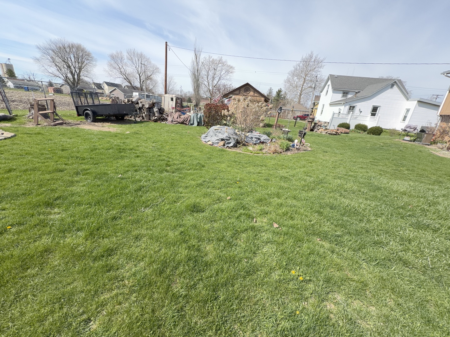 101 1/2 East North Street Danforth, IL 60930 - Photo 10 of 14 a view of a tiny house with backyard