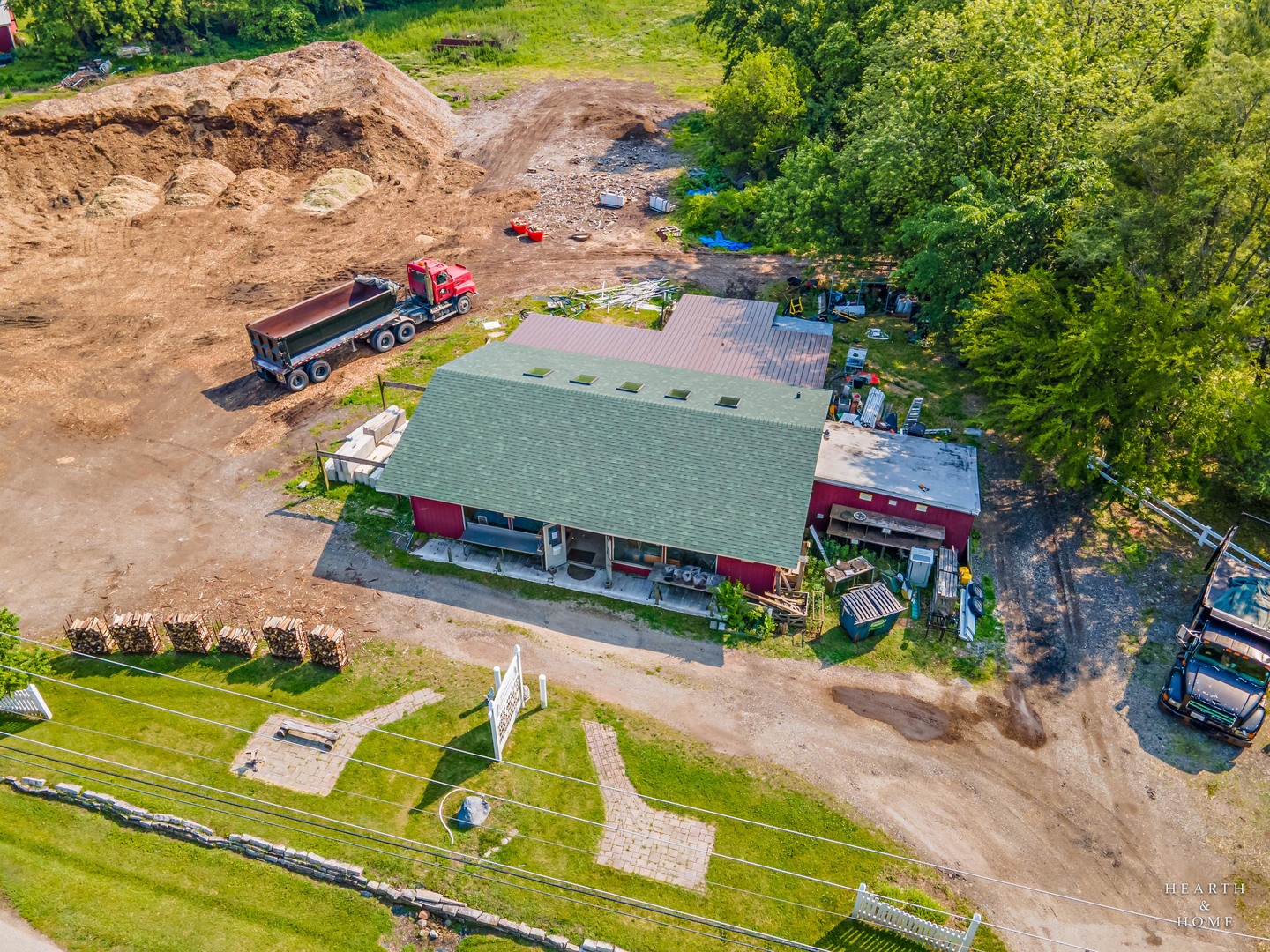 7417 West Hillside Road Crystal Lake, IL 60012 - Photo 9 of 10 Gallery Image 9