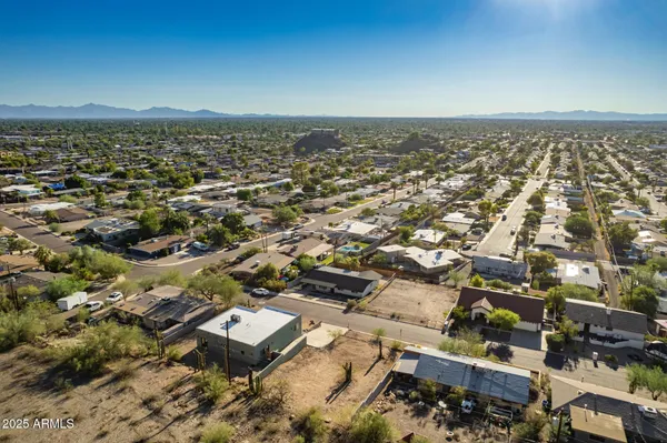 $350,000 | 8607 North 14th Street, Unit 229, Phoenix, AZ 85020