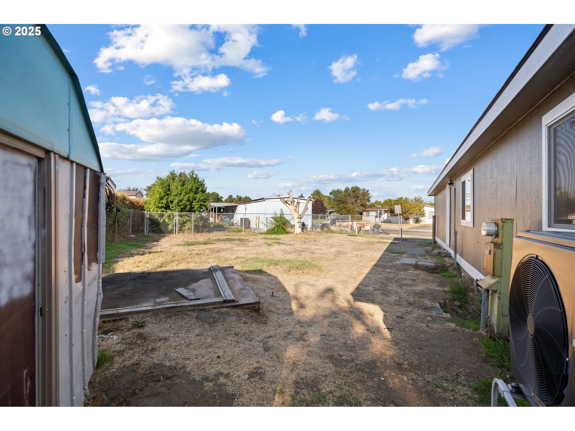 1175 Southwest Sandy Drive Hermiston, OR 97838 - Photo 28 of 30 a view of outdoor space with seating area