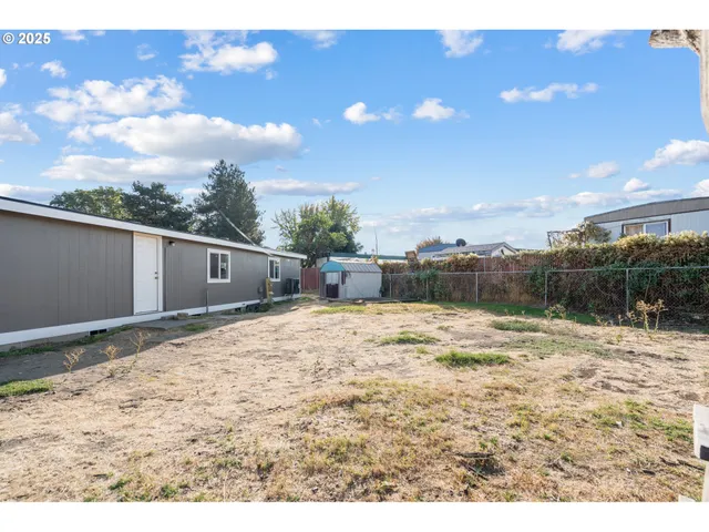 a row of ocean view with beach