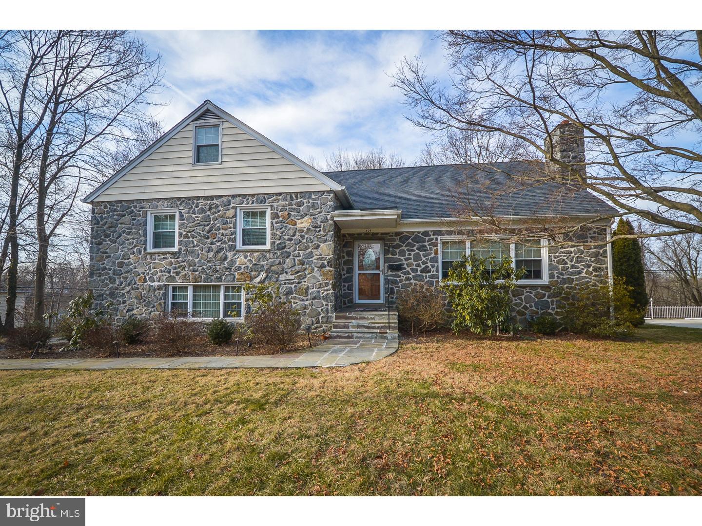 609 Paddock Road Havertown, PA 19083 - Photo 1 of 24 Front Yard