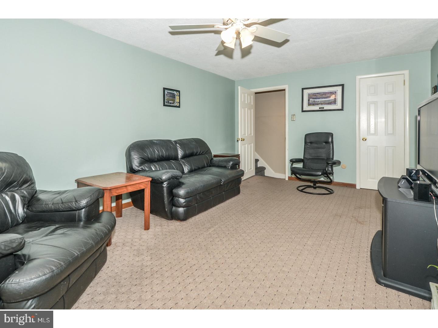 609 Paddock Road Havertown, PA 19083 - Photo 17 of 24 Family Room