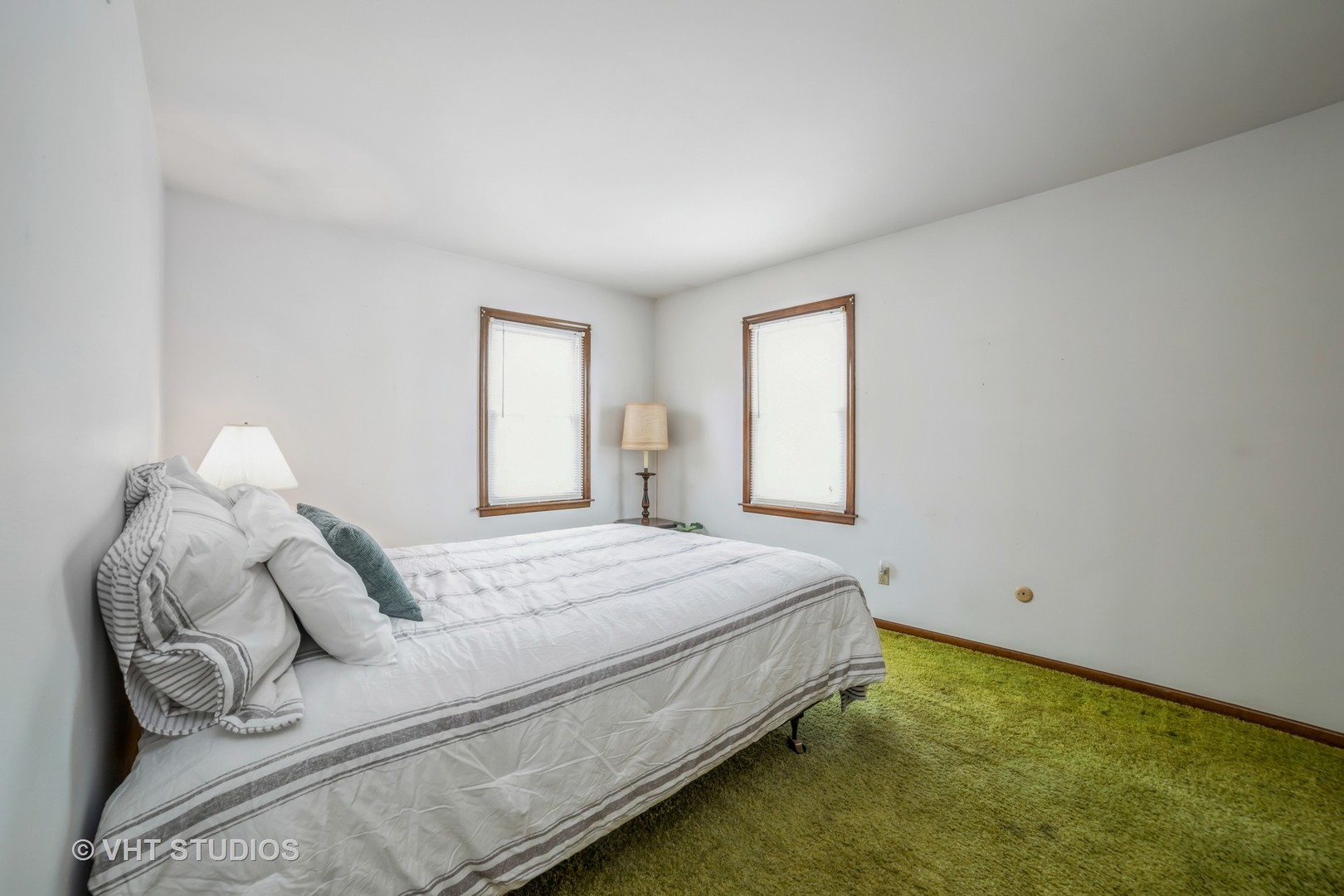 43-w043 Campton Hills Road Elburn, IL 60119 - Photo 12 of 22 a bedroom with a bed and a window