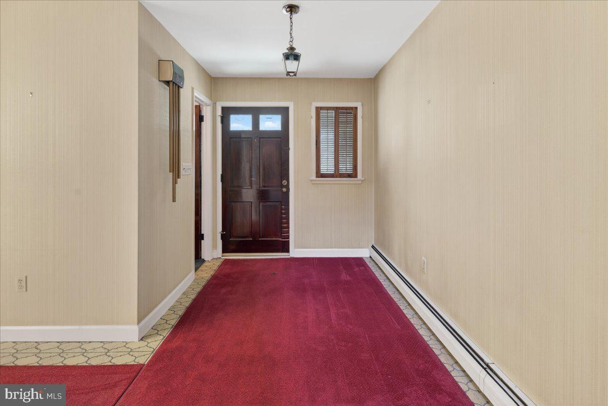 159 Bull Run Road Pennington, NJ 08534 - Photo 4 of 54