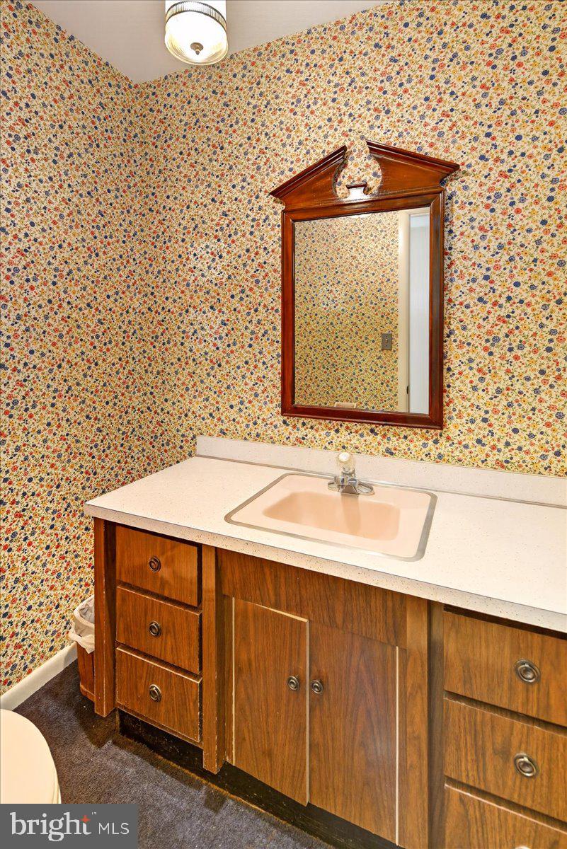 159 Bull Run Road Pennington, NJ 08534 - Photo 5 of 54