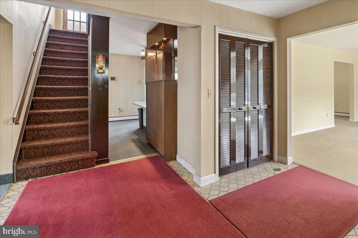 159 Bull Run Road Pennington, NJ 08534 - Photo 6 of 54