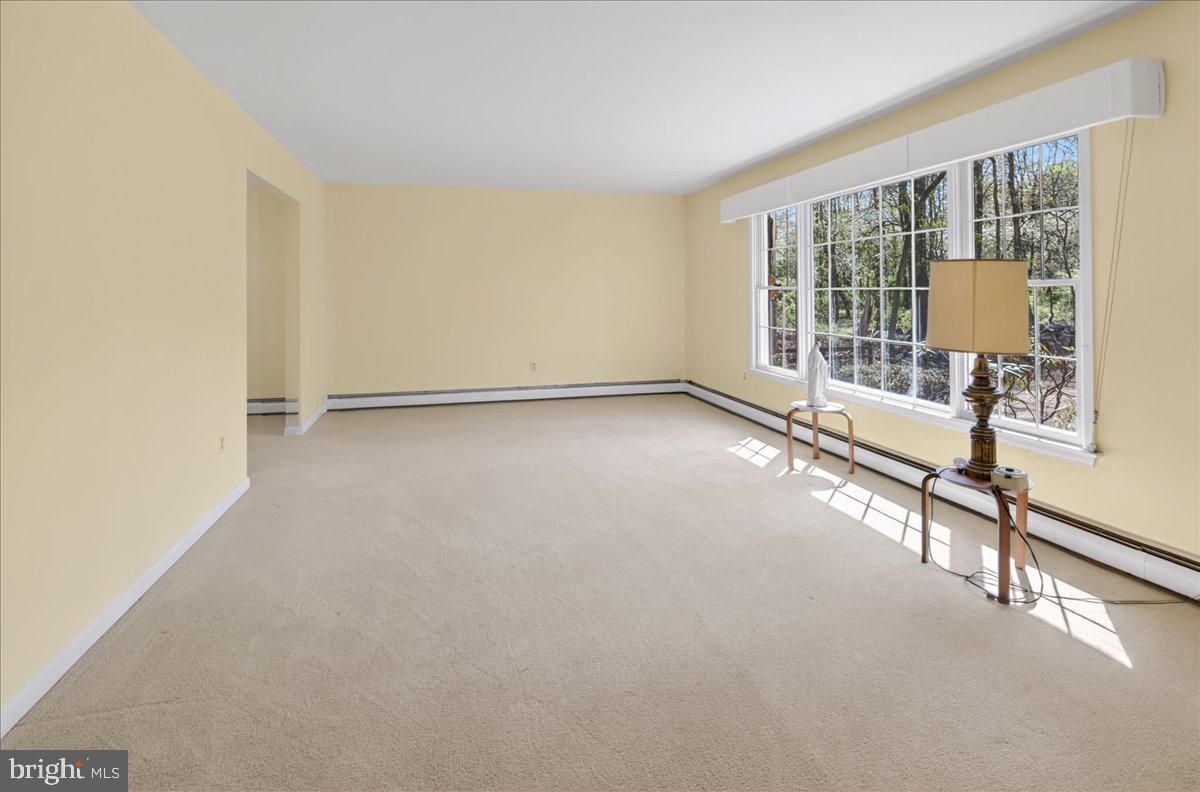 159 Bull Run Road Pennington, NJ 08534 - Photo 7 of 54