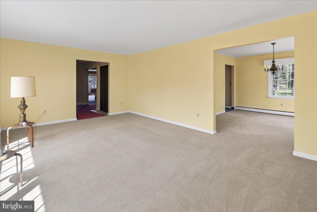 159 Bull Run Road Pennington, NJ 08534 - Photo 10 of 54