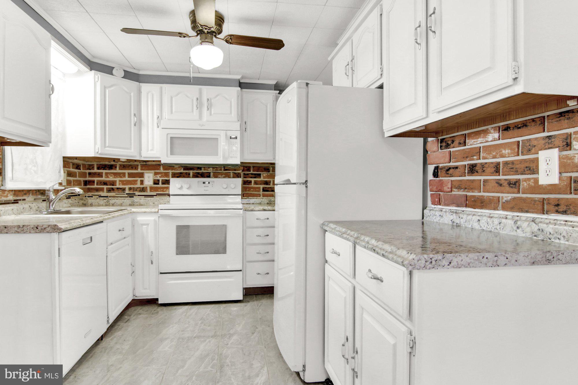3747 Rutherford Street Harrisburg, PA 17111 - Photo 11 of 33 Gallery Image 11