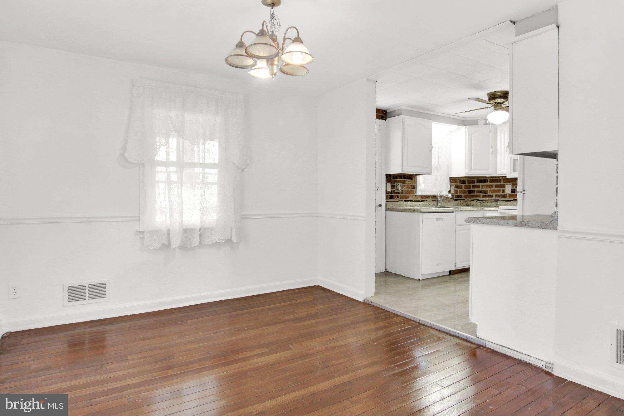 3747 Rutherford Street Harrisburg, PA 17111 - Photo 6 of 33 Gallery Image 6