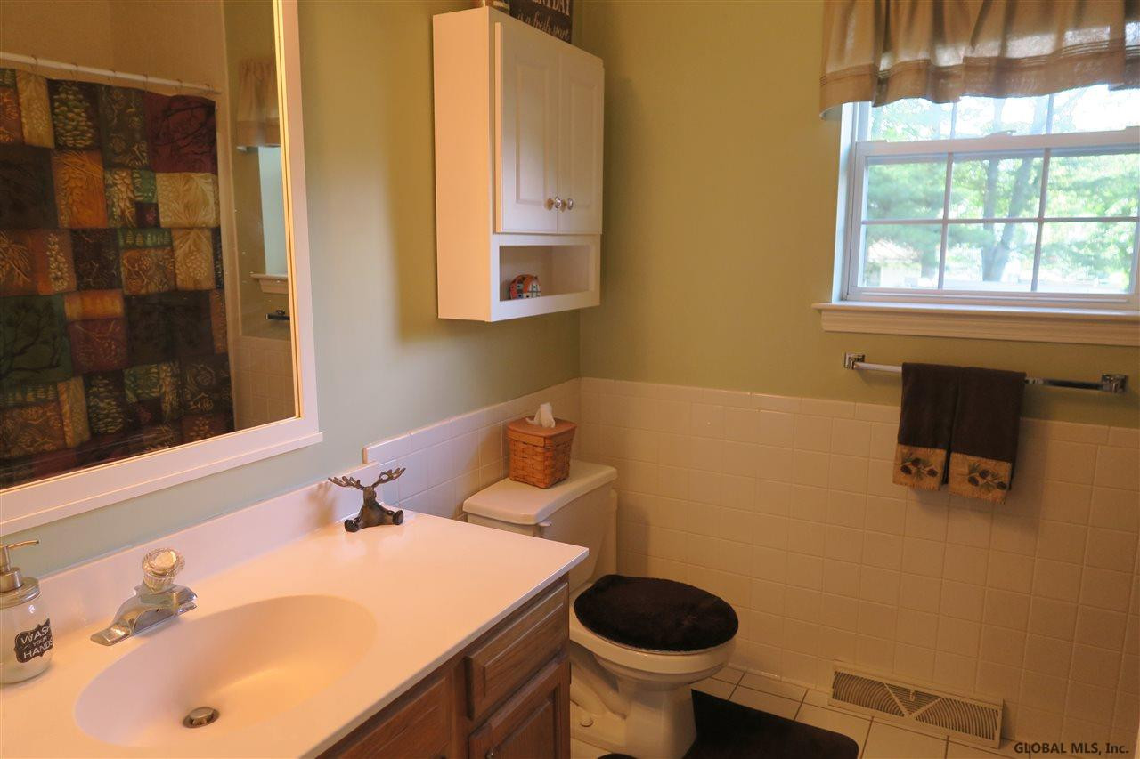 36 Maywood Road Bethlehem, NY 12054 - Photo 18 of 38 Photo 18