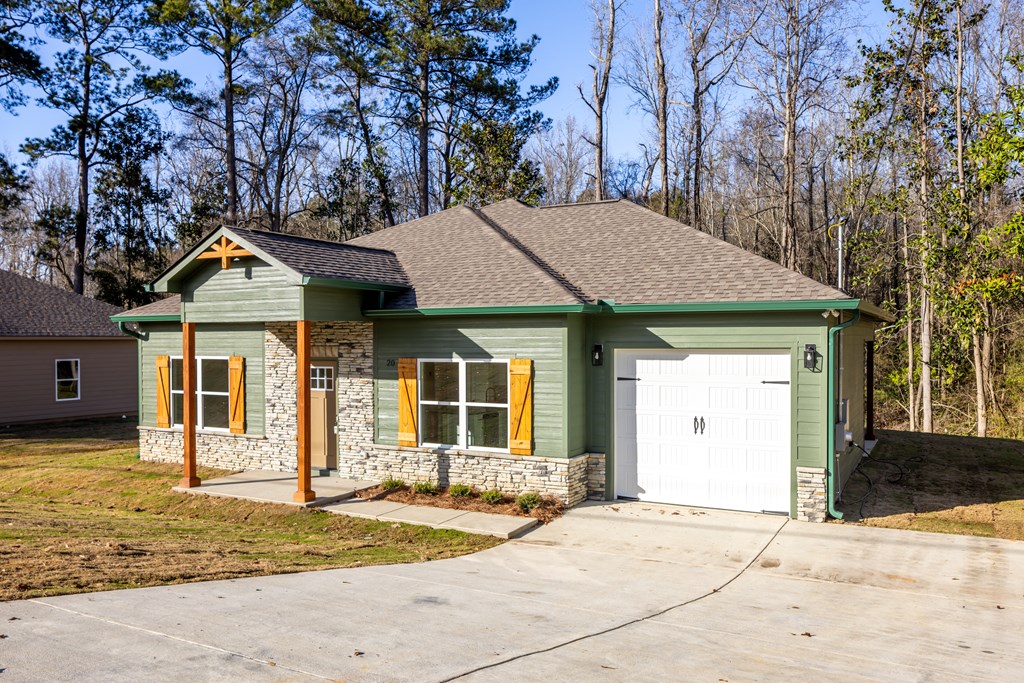 20 Grace Road Phenix City, AL 36870 - Photo 3 of 21 Gallery Image 3