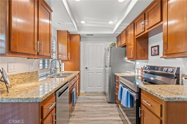 $599,900 | 16869 Donwest, Tustin, CA 92780