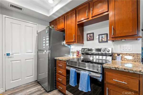 $599,900 | 16869 Donwest, Tustin, CA 92780