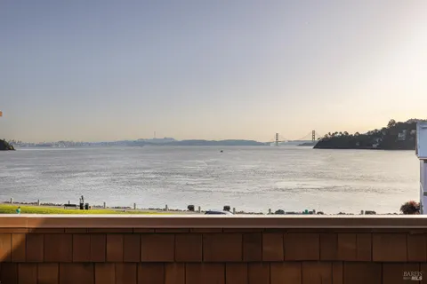 $3,177,000 | 403 Paradise Drive, Tiburon, CA 94920