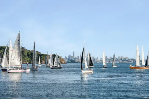 $3,177,000 | 403 Paradise Drive, Tiburon, CA 94920