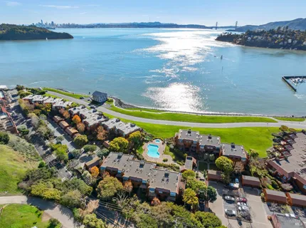 $3,177,000 | 403 Paradise Drive, Tiburon, CA 94920