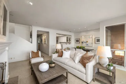 $3,177,000 | 403 Paradise Drive, Tiburon, CA 94920