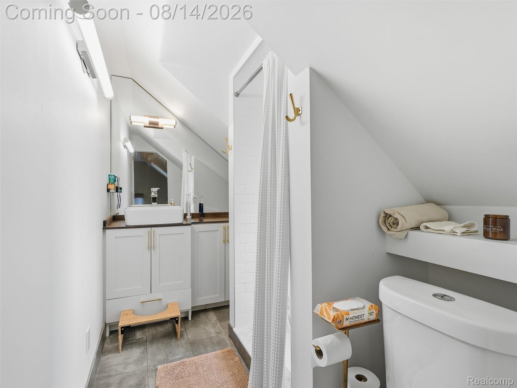 2056 Cambridge Road Berkley, MI 48072 - Photo 13 of 25 30-DSC01578.jpg