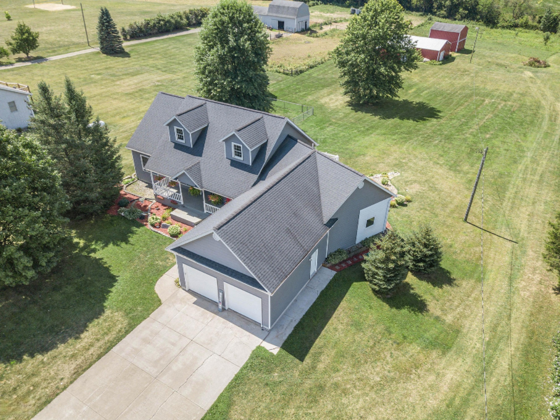 68344 Cassopolis Road Edwardsburg, MI 49112 - Photo 29 of 36 DJI_0414