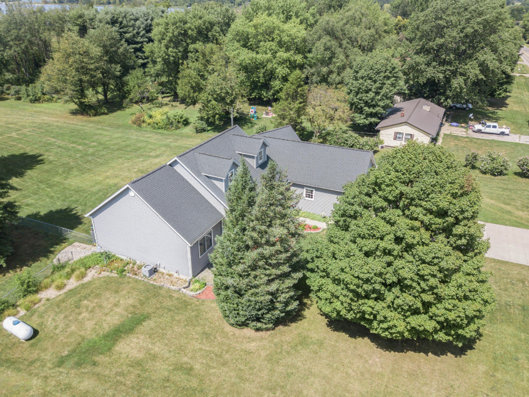 68344 Cassopolis Road Edwardsburg, MI 49112 - Photo 30 of 36 DJI_0416